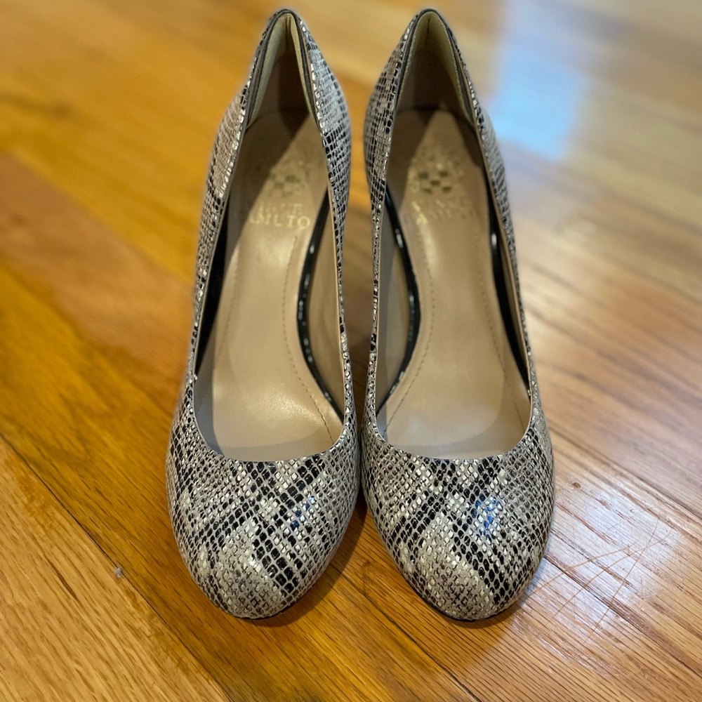 Vince Camuto Size 6 Stiletto